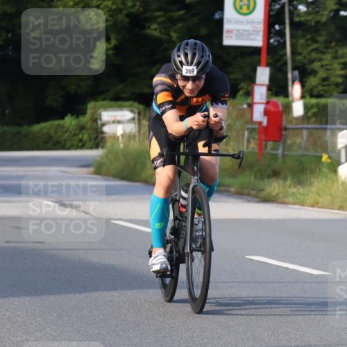 25.08.2024 - Elbe Triathlon Hamburg Fuchs,  Jonas http://msf.ph/oto/6865390 25.08.2024 09:24:03 Radfahren 142, 369, 76, 74, 117 meine-sportfotos.de