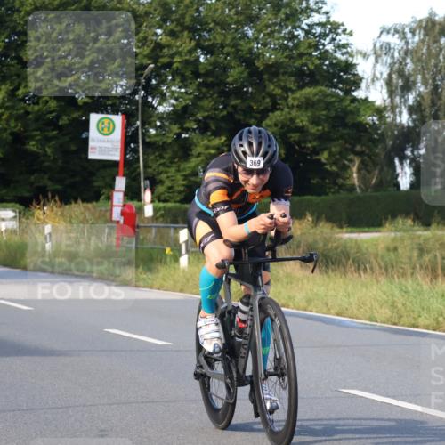 25.08.2024 - Elbe Triathlon Hamburg Fuchs,  Jonas http://msf.ph/oto/6865399 25.08.2024 09:24:03 Radfahren 142, 369, 76, 74, 117 meine-sportfotos.de
