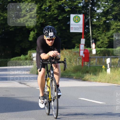 25.08.2024 - Elbe Triathlon Hamburg Fuchs,  Jonas http://msf.ph/oto/6865492 25.08.2024 09:24:12 Radfahren 76, 74, 117, 283, 97, 174 meine-sportfotos.de