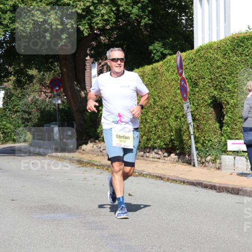 25.08.2024 - 20. Blankeneser Heldenlauf Strokosch-Dieckow http://msf.ph/oto/6865504 25.08.2024 10:26:55 Ziel 6418 meine-sportfotos.de
