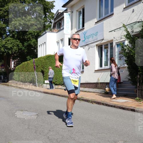 25.08.2024 - 20. Blankeneser Heldenlauf Strokosch-Dieckow http://msf.ph/oto/6865539 25.08.2024 10:26:56 Ziel 6418 meine-sportfotos.de