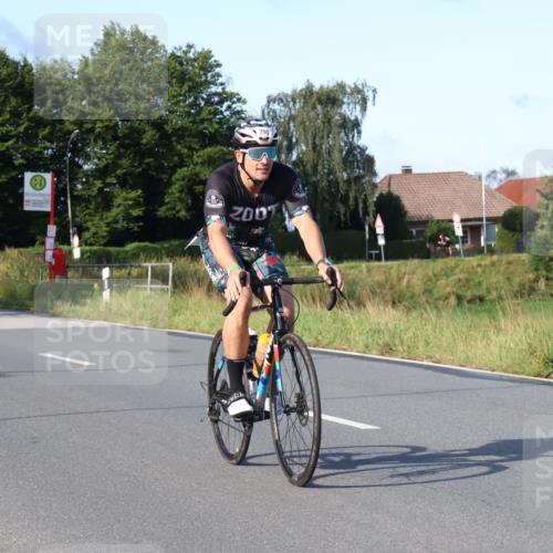 25.08.2024 - Elbe Triathlon Hamburg Fuchs,  Jonas http://msf.ph/oto/6865595 25.08.2024 09:24:21 Radfahren 97, 174, 295, 94, 420, 309, 186, 180 meine-sportfotos.de