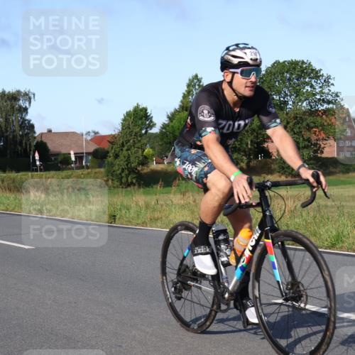 25.08.2024 - Elbe Triathlon Hamburg Fuchs,  Jonas http://msf.ph/oto/6865606 25.08.2024 09:24:21 Radfahren 97, 174, 295, 94, 420, 309, 186, 180 meine-sportfotos.de