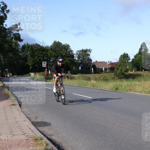 25.08.2024 - Elbe Triathlon Hamburg Fuchs,  Jonas http://msf.ph/oto/6865679 25.08.2024 09:24:27 Radfahren 94, 420, 309, 186, 180, 419 meine-sportfotos.de