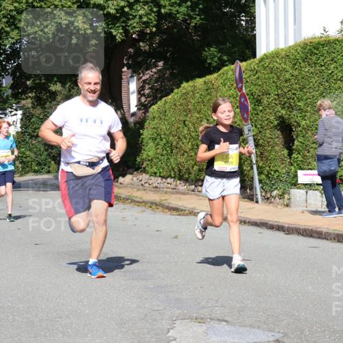 25.08.2024 - 20. Blankeneser Heldenlauf Strokosch-Dieckow http://msf.ph/oto/6865701 25.08.2024 10:27:12 Ziel 6023, 6080, 6081, 6135, 6250, 6335, 6526 meine-sportfotos.de