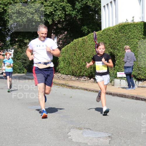 25.08.2024 - 20. Blankeneser Heldenlauf Strokosch-Dieckow http://msf.ph/oto/6865712 25.08.2024 10:27:13 Ziel 6023, 6080, 6081, 6135, 6250, 6335, 6526 meine-sportfotos.de