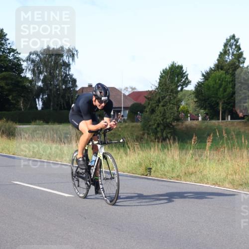 25.08.2024 - Elbe Triathlon Hamburg Fuchs,  Jonas http://msf.ph/oto/6865735 25.08.2024 09:24:34 Radfahren 419, 465, 205, 161 meine-sportfotos.de