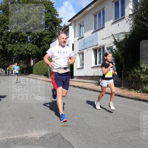 25.08.2024 - 20. Blankeneser Heldenlauf Strokosch-Dieckow http://msf.ph/oto/6865749 25.08.2024 10:27:14 Ziel 6023, 6135, 6250, 6335, 6526 meine-sportfotos.de