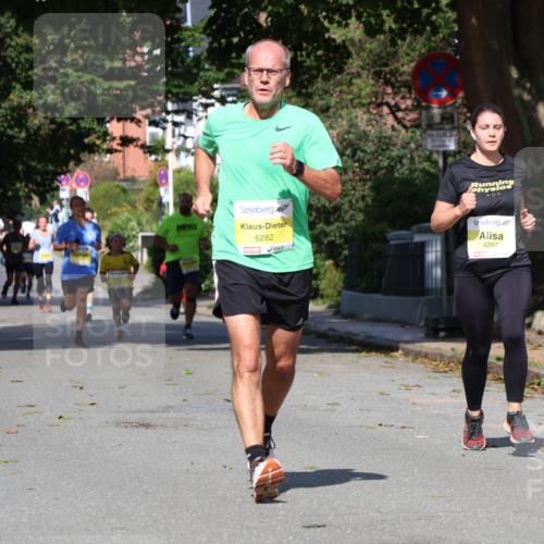 25.08.2024 - 20. Blankeneser Heldenlauf Strokosch-Dieckow http://msf.ph/oto/6865882 25.08.2024 10:27:23 Ziel 6023, 6063, 6282, 6397 meine-sportfotos.de