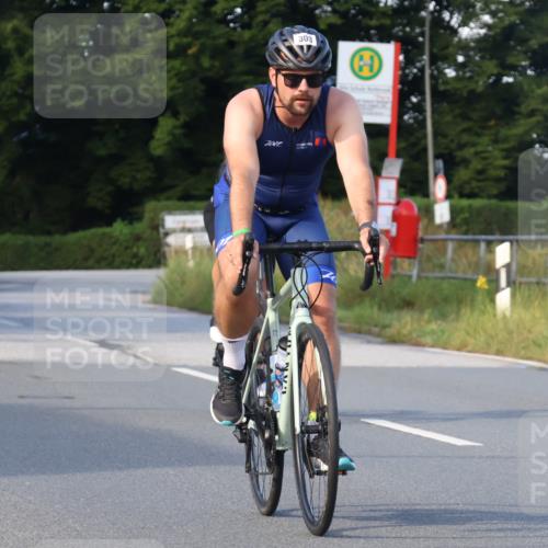 25.08.2024 - Elbe Triathlon Hamburg Fuchs,  Jonas http://msf.ph/oto/6866036 25.08.2024 09:25:11 Radfahren 95, 87, 303, 426, 415 meine-sportfotos.de
