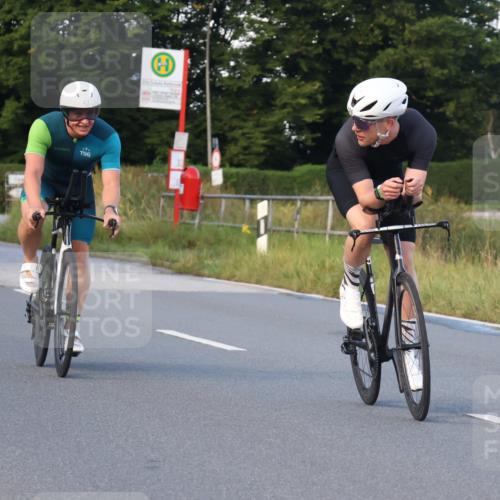 25.08.2024 - Elbe Triathlon Hamburg Fuchs,  Jonas http://msf.ph/oto/6866115 25.08.2024 09:25:19 Radfahren 415, 226, 43, 121 meine-sportfotos.de