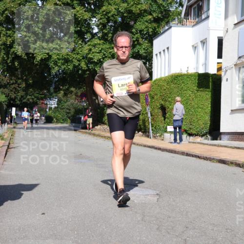 25.08.2024 - 20. Blankeneser Heldenlauf Strokosch-Dieckow http://msf.ph/oto/6866196 25.08.2024 10:27:48 Ziel 6015, 6017, 6299, 6318 meine-sportfotos.de