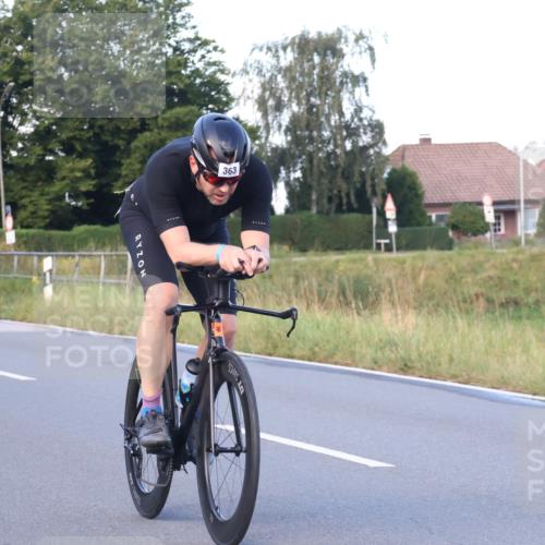 25.08.2024 - Elbe Triathlon Hamburg Fuchs,  Jonas http://msf.ph/oto/6866234 25.08.2024 09:25:31 Radfahren 122, 58, 363, 284 meine-sportfotos.de