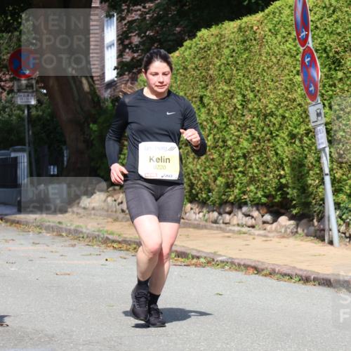 25.08.2024 - 20. Blankeneser Heldenlauf Strokosch-Dieckow http://msf.ph/oto/6866288 25.08.2024 10:28:00 Ziel 6017, 6102, 6107, 6220, 6298, 6470 meine-sportfotos.de