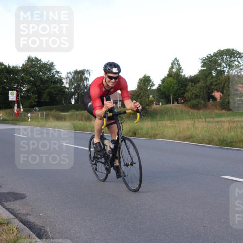 25.08.2024 - Elbe Triathlon Hamburg Fuchs,  Jonas http://msf.ph/oto/6866322 25.08.2024 09:25:50 Radfahren 347, 77, 238 meine-sportfotos.de