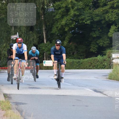 25.08.2024 - Elbe Triathlon Hamburg Fuchs,  Jonas http://msf.ph/oto/6866373 25.08.2024 09:25:56 Radfahren 238, 210, 230, 202, 166 meine-sportfotos.de