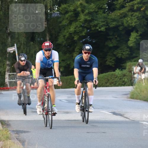 25.08.2024 - Elbe Triathlon Hamburg Fuchs,  Jonas http://msf.ph/oto/6866383 25.08.2024 09:25:57 Radfahren 238, 210, 230, 202, 166 meine-sportfotos.de