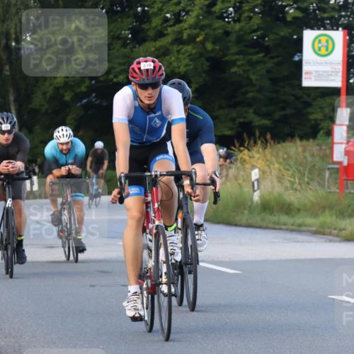 25.08.2024 - Elbe Triathlon Hamburg Fuchs,  Jonas http://msf.ph/oto/6866387 25.08.2024 09:25:58 Radfahren 238, 210, 230, 202, 166, 222 meine-sportfotos.de