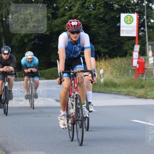 25.08.2024 - Elbe Triathlon Hamburg Fuchs,  Jonas http://msf.ph/oto/6866391 25.08.2024 09:25:58 Radfahren 238, 210, 230, 202, 166, 222 meine-sportfotos.de