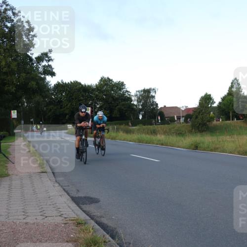 25.08.2024 - Elbe Triathlon Hamburg Fuchs,  Jonas http://msf.ph/oto/6866423 25.08.2024 09:26:00 Radfahren 210, 230, 202, 166, 222 meine-sportfotos.de