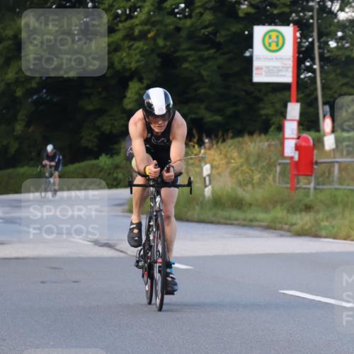 25.08.2024 - Elbe Triathlon Hamburg Fuchs,  Jonas http://msf.ph/oto/6866583 25.08.2024 09:26:21 Radfahren 54, 83, 194, 217, 244 meine-sportfotos.de
