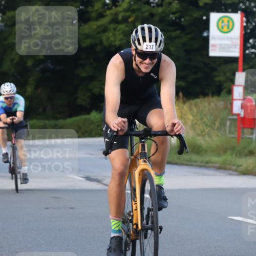 25.08.2024 - Elbe Triathlon Hamburg Fuchs,  Jonas http://msf.ph/oto/6866634 25.08.2024 09:26:25 Radfahren 83, 194, 217, 244, 193, 293, 239 meine-sportfotos.de