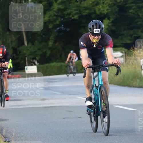 25.08.2024 - Elbe Triathlon Hamburg Fuchs,  Jonas http://msf.ph/oto/6866684 25.08.2024 09:26:29 Radfahren 194, 217, 244, 193, 293, 239 meine-sportfotos.de