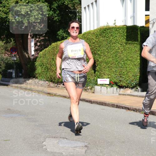 25.08.2024 - 20. Blankeneser Heldenlauf Strokosch-Dieckow http://msf.ph/oto/6866755 25.08.2024 10:28:30 Ziel 6007, 6077, 6127, 6222, 6233, 6434, 6435, 6446 meine-sportfotos.de