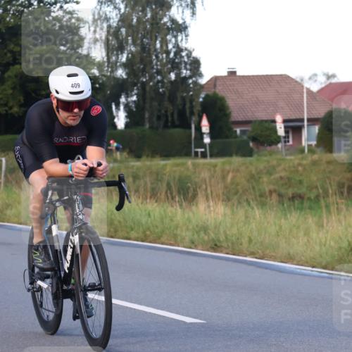 25.08.2024 - Elbe Triathlon Hamburg Fuchs,  Jonas http://msf.ph/oto/6866782 25.08.2024 09:26:53 Radfahren 185, 409, 282 meine-sportfotos.de