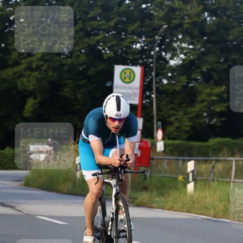 25.08.2024 - Elbe Triathlon Hamburg Fuchs,  Jonas http://msf.ph/oto/6866955 25.08.2024 09:27:29 Radfahren 387, 403, 157, 378 meine-sportfotos.de