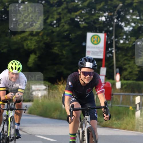 25.08.2024 - Elbe Triathlon Hamburg Fuchs,  Jonas http://msf.ph/oto/6867075 25.08.2024 09:28:05 Radfahren 41, 233, 150, 69, 207, 435, 417 meine-sportfotos.de