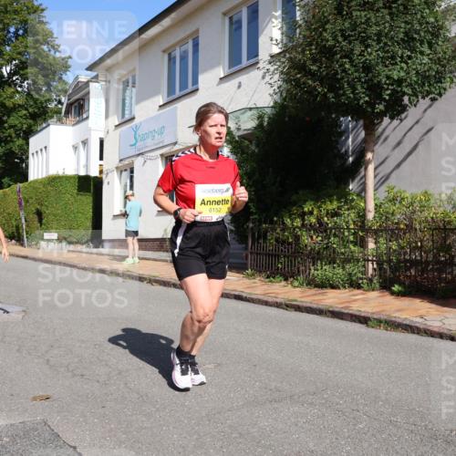 25.08.2024 - 20. Blankeneser Heldenlauf Strokosch-Dieckow http://msf.ph/oto/6867080 25.08.2024 10:28:47 Ziel 6038, 6152, 6262, 6279, 6356, 6357, 6429, 6466, 6493 meine-sportfotos.de