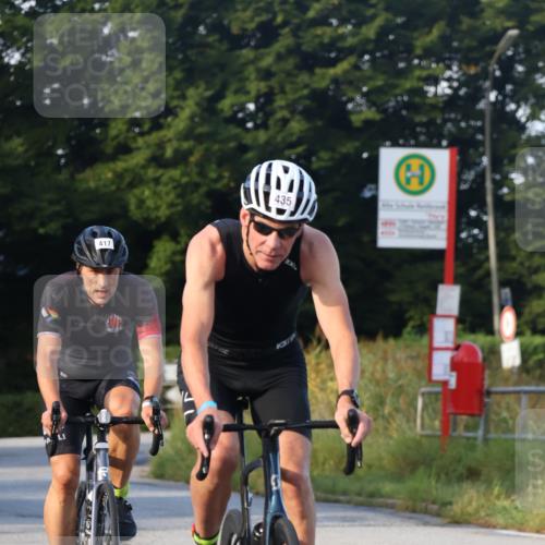 25.08.2024 - Elbe Triathlon Hamburg Fuchs,  Jonas http://msf.ph/oto/6867109 25.08.2024 09:28:09 Radfahren 150, 69, 207, 435, 417, 55 meine-sportfotos.de