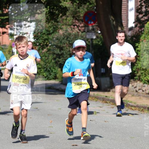 25.08.2024 - 20. Blankeneser Heldenlauf Strokosch-Dieckow http://msf.ph/oto/6867130 25.08.2024 10:28:49 Ziel 6038, 6152, 6262, 6272, 6279, 6356, 6357, 6429, 6466, 6493 meine-sportfotos.de
