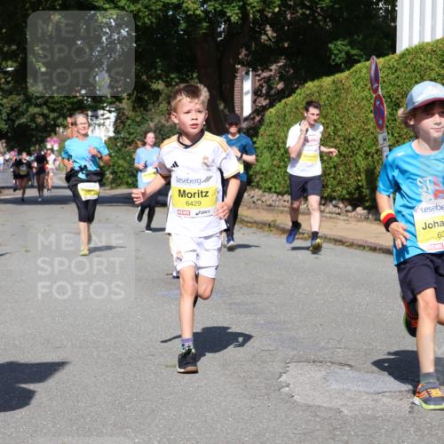 25.08.2024 - 20. Blankeneser Heldenlauf Strokosch-Dieckow http://msf.ph/oto/6867180 25.08.2024 10:28:51 Ziel 6038, 6152, 6272, 6296, 6357, 6429, 6466, 6493 meine-sportfotos.de