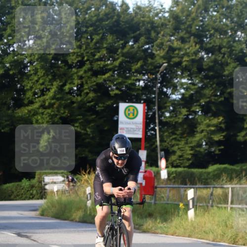 25.08.2024 - Elbe Triathlon Hamburg Fuchs,  Jonas http://msf.ph/oto/6867200 25.08.2024 09:28:19 Radfahren 270, 358, 398, 168 meine-sportfotos.de