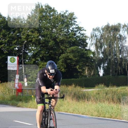 25.08.2024 - Elbe Triathlon Hamburg Fuchs,  Jonas http://msf.ph/oto/6867210 25.08.2024 09:28:19 Radfahren 270, 358, 398, 168 meine-sportfotos.de