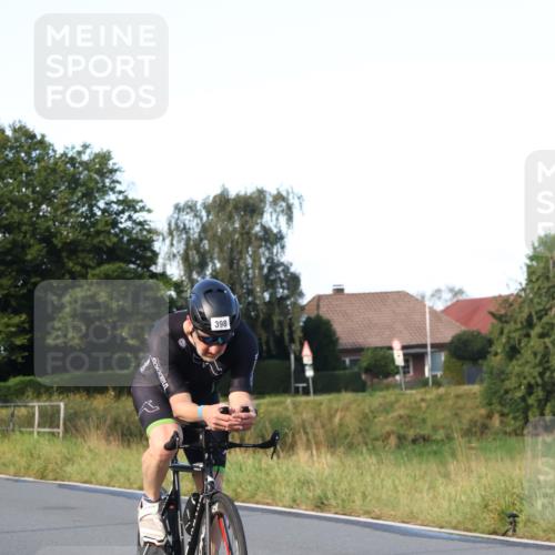 25.08.2024 - Elbe Triathlon Hamburg Fuchs,  Jonas http://msf.ph/oto/6867216 25.08.2024 09:28:20 Radfahren 270, 358, 398, 168, 143 meine-sportfotos.de