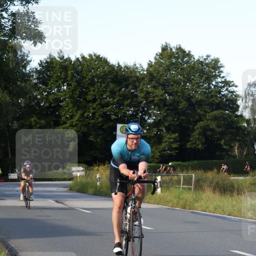 25.08.2024 - Elbe Triathlon Hamburg Fuchs,  Jonas http://msf.ph/oto/6867257 25.08.2024 09:28:25 Radfahren 398, 168, 143 meine-sportfotos.de
