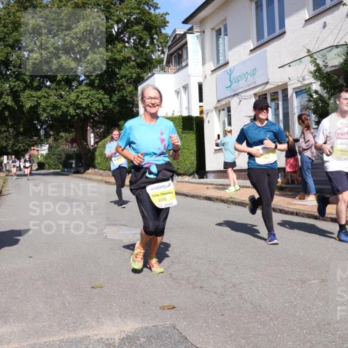 25.08.2024 - 20. Blankeneser Heldenlauf Strokosch-Dieckow http://msf.ph/oto/6867285 25.08.2024 10:28:56 Ziel 6038, 6085, 6272, 6296, 6429, 6466, 6493 meine-sportfotos.de