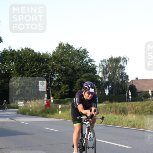 25.08.2024 - Elbe Triathlon Hamburg Fuchs,  Jonas http://msf.ph/oto/6867286 25.08.2024 09:28:27 Radfahren 168, 143, 431, 368 meine-sportfotos.de