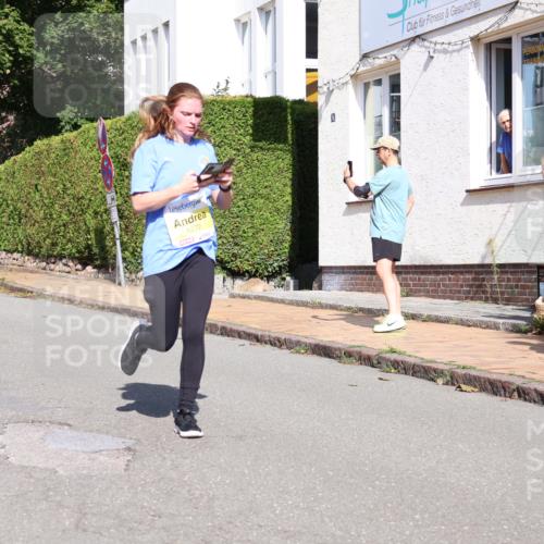 25.08.2024 - 20. Blankeneser Heldenlauf Strokosch-Dieckow http://msf.ph/oto/6867322 25.08.2024 10:28:57 Ziel 6038, 6085, 6272, 6296, 6429, 6466, 6493 meine-sportfotos.de