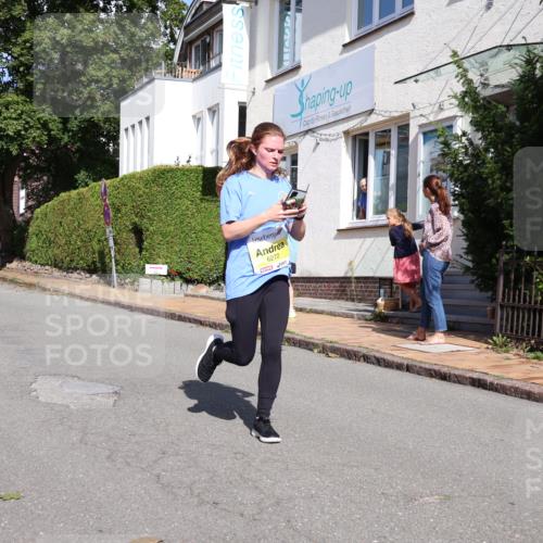 25.08.2024 - 20. Blankeneser Heldenlauf Strokosch-Dieckow http://msf.ph/oto/6867348 25.08.2024 10:28:58 Ziel 6038, 6085, 6272, 6296, 6466, 6493 meine-sportfotos.de
