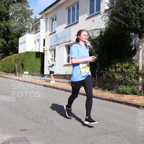 25.08.2024 - 20. Blankeneser Heldenlauf Strokosch-Dieckow http://msf.ph/oto/6867366 25.08.2024 10:28:58 Ziel 6038, 6085, 6272, 6296, 6466, 6493 meine-sportfotos.de