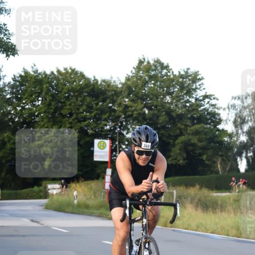 25.08.2024 - Elbe Triathlon Hamburg Fuchs,  Jonas http://msf.ph/oto/6867379 25.08.2024 09:28:36 Radfahren 431, 368, 421, 333, 341, 130, 388, 251 meine-sportfotos.de