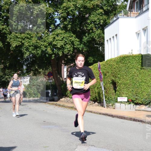 25.08.2024 - 20. Blankeneser Heldenlauf Strokosch-Dieckow http://msf.ph/oto/6867396 25.08.2024 10:29:02 Ziel 6085, 6272, 6296, 6337 meine-sportfotos.de