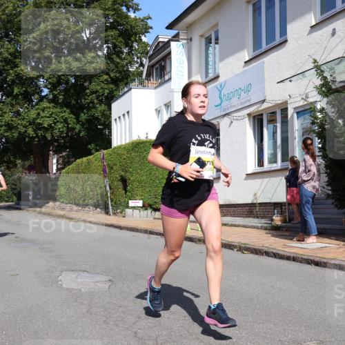 25.08.2024 - 20. Blankeneser Heldenlauf Strokosch-Dieckow http://msf.ph/oto/6867432 25.08.2024 10:29:03 Ziel 6085, 6272, 6296, 6337, 6417 meine-sportfotos.de