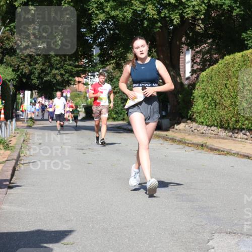 25.08.2024 - 20. Blankeneser Heldenlauf Strokosch-Dieckow http://msf.ph/oto/6867442 25.08.2024 10:29:04 Ziel 6085, 6296, 6337, 6417, 6422 meine-sportfotos.de