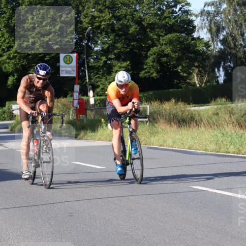 25.08.2024 - Elbe Triathlon Hamburg Fuchs,  Jonas http://msf.ph/oto/6867573 25.08.2024 09:29:05 Radfahren 152, 442, 418, 528, 111, 211 meine-sportfotos.de