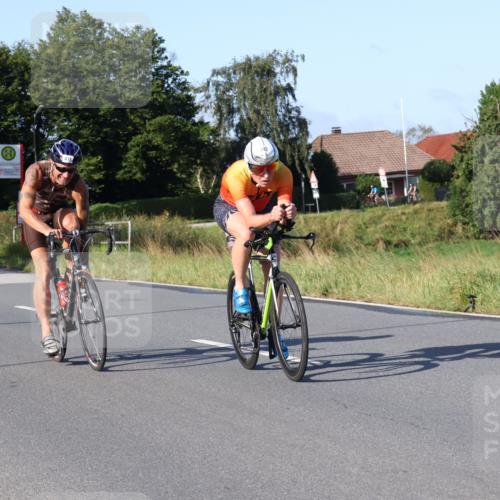 25.08.2024 - Elbe Triathlon Hamburg Fuchs,  Jonas http://msf.ph/oto/6867585 25.08.2024 09:29:06 Radfahren 152, 442, 418, 528, 111, 211 meine-sportfotos.de